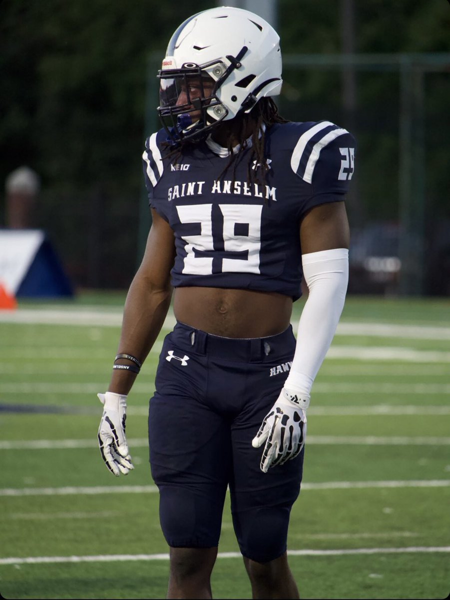 m.youtube.com/watch?v=Eq6AQ0…

Season stats: 30 Tckl’s, 4 Pbu’s, 2 Int’s, 1 FF, 1 Blk

Ryan Raybuck CB: 
Height: 6’2 
Weight: 195
40yd Dash: 4.39 hand time 
100m Dash: 10.77