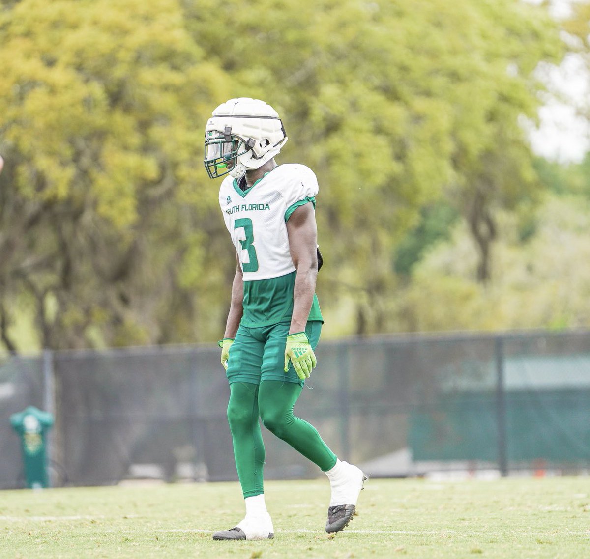 I have entered the transfer portal and I’ve been cleared to play again. My time at USF has been nothing short of amazing but I want to continue to grow, create new experiences, and be the difference maker for someone’s team that I know I can be. My dm is open‼️ #battletested