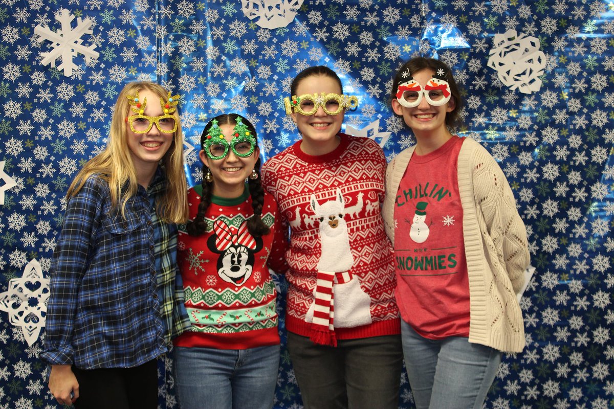 Join us for our annual Holiday Open House December 16 at YR! Details + RSVP: bit.ly/YRopen22