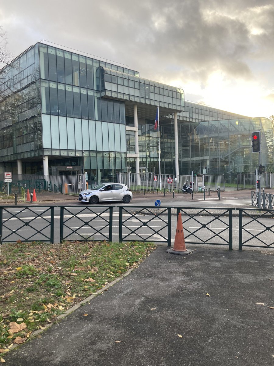 Paul_Bl2's tweet photo. CPH de Nanterre https://t.co/0Tkqqqj4lV