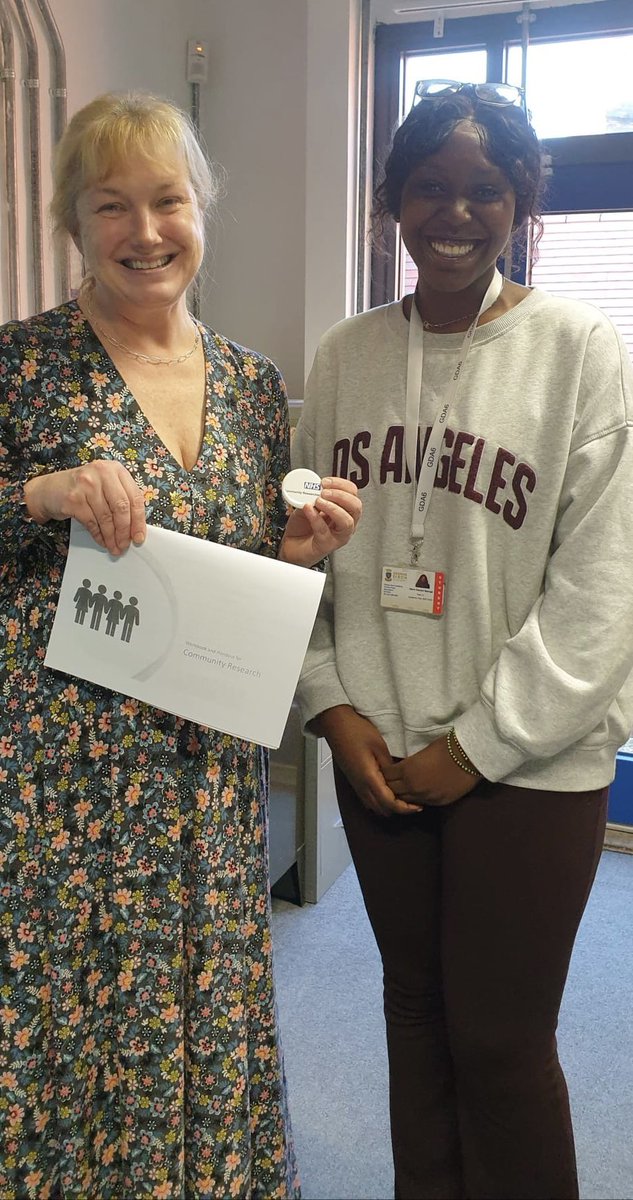 BSolCYPMatVoice's tweet photo. Today 14 new @GeorgeDixonAcad health students graduated as #communityresearchers  They will meet w midwives and listen to women’s stories, sharing w @BWC_NHS @SWBHnhs @BSol_MVP @bhamcommunity @RachelBuckingh5 https://t.co/JINqSmTAVn