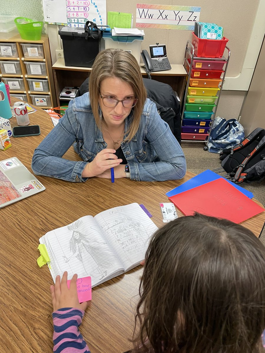 Mike_Ell96's tweet photo. Peer feedback is very powerful!  Love to see this in @MrsLauraZahn class today @HShedgehogs !  Great discussions https://t.co/EV4n1ykqLm