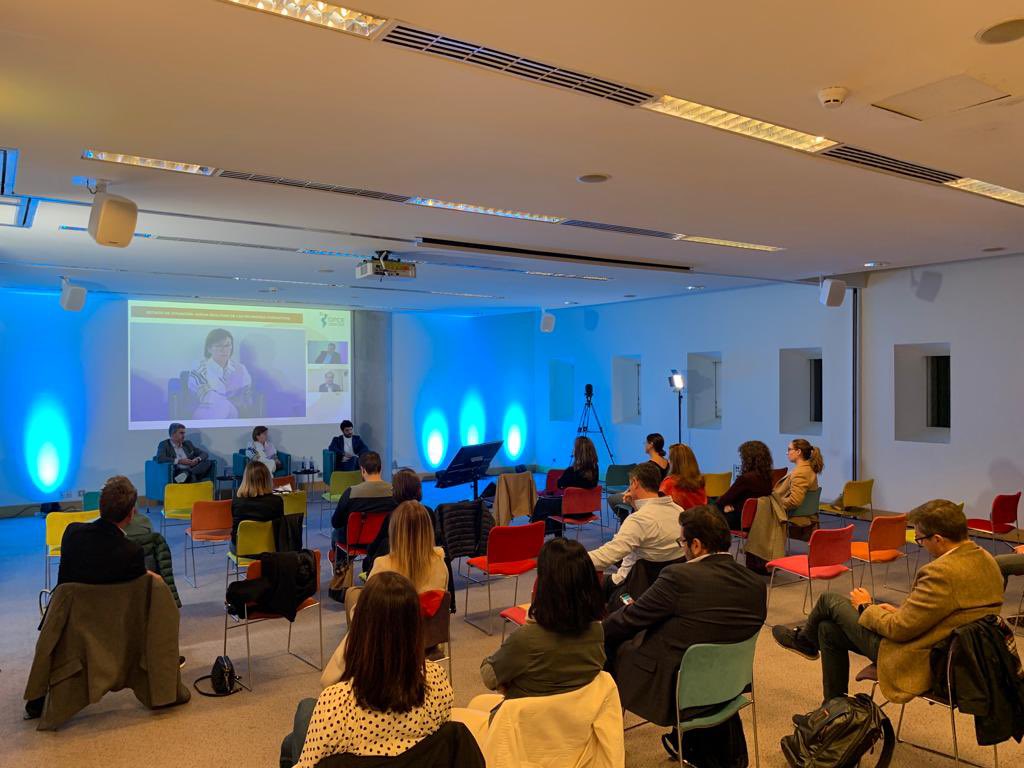 SylviaAndres's tweet photo. Terminamos el II Foro Debate Híbrido Multisede donde hemos hablado sobre el panorama actual de las reuniones profesionales en el sector #MICE🗣 

👏🏽 Gracias a @OPCECV por invitarme a participar en este encuentro

Nos vemos pronto ☺️ https://t.co/5Ybbcs72VL