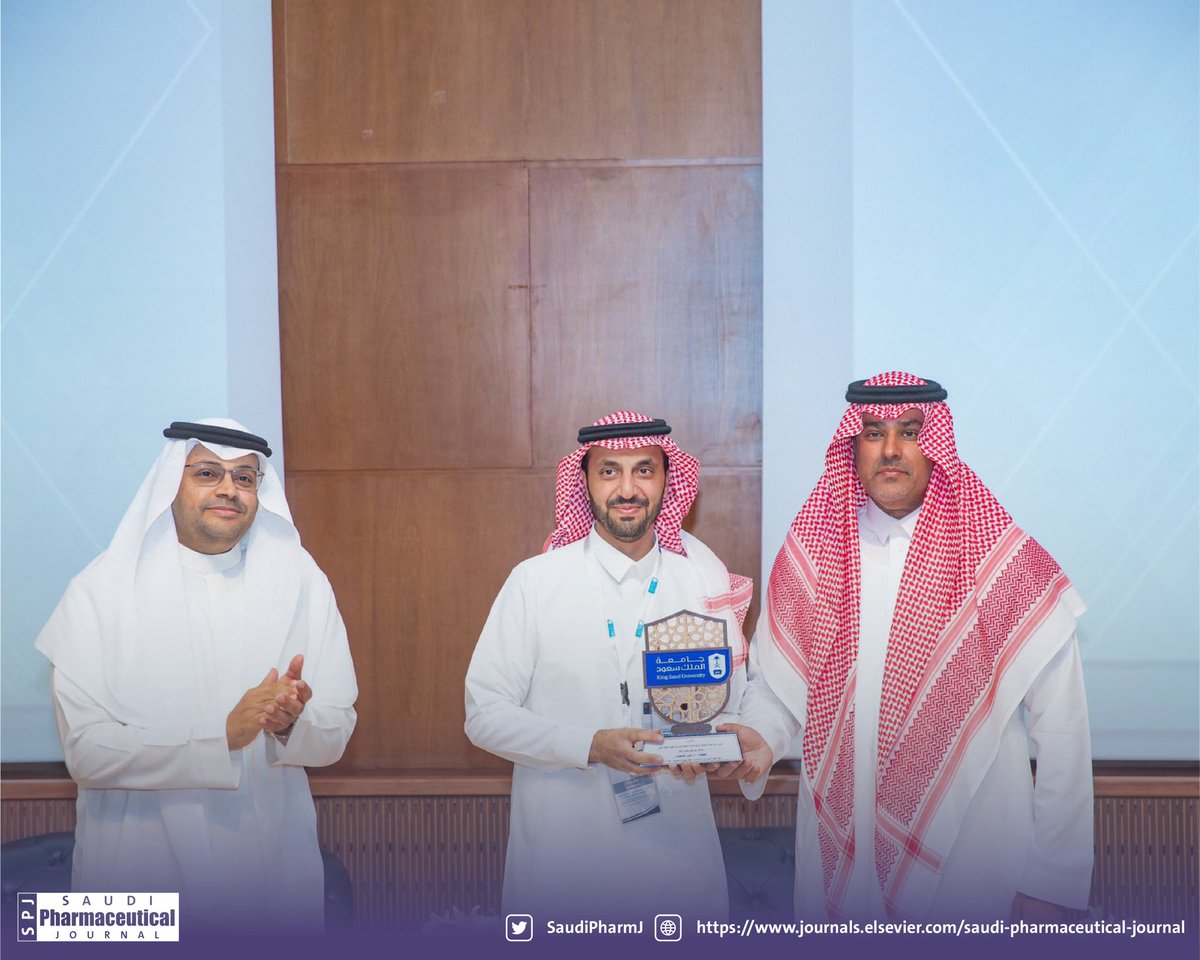 SaudiPharmJ's tweet photo. SPJ participated in the 2nd KSU, Journals Unit Symposium. 

Of behalf of Prof. Aws Alshamsan our Eiditor-in-chief (EiC), Dr. Sary Alsanea was honored with EiCs of @_KSU journals. https://t.co/tuLitbEOO6