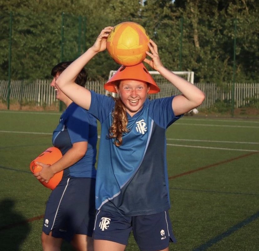 LozPenno's tweet photo. @HannahENaylor Wishing Jess a speedy recovery!! X https://t.co/J2pItI4L3W