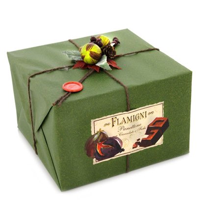 Flamigni Fig and Chocolate Panettone is an exceptional Italian sweet bread made with rich butter, dried figs and chocolate. It is exquisitely wrapped in Flamigni's signature paper and seal & tucked inside a wonderful gift wrapped box. panettoni available. gourmetitalian.com/fig-panettone-…