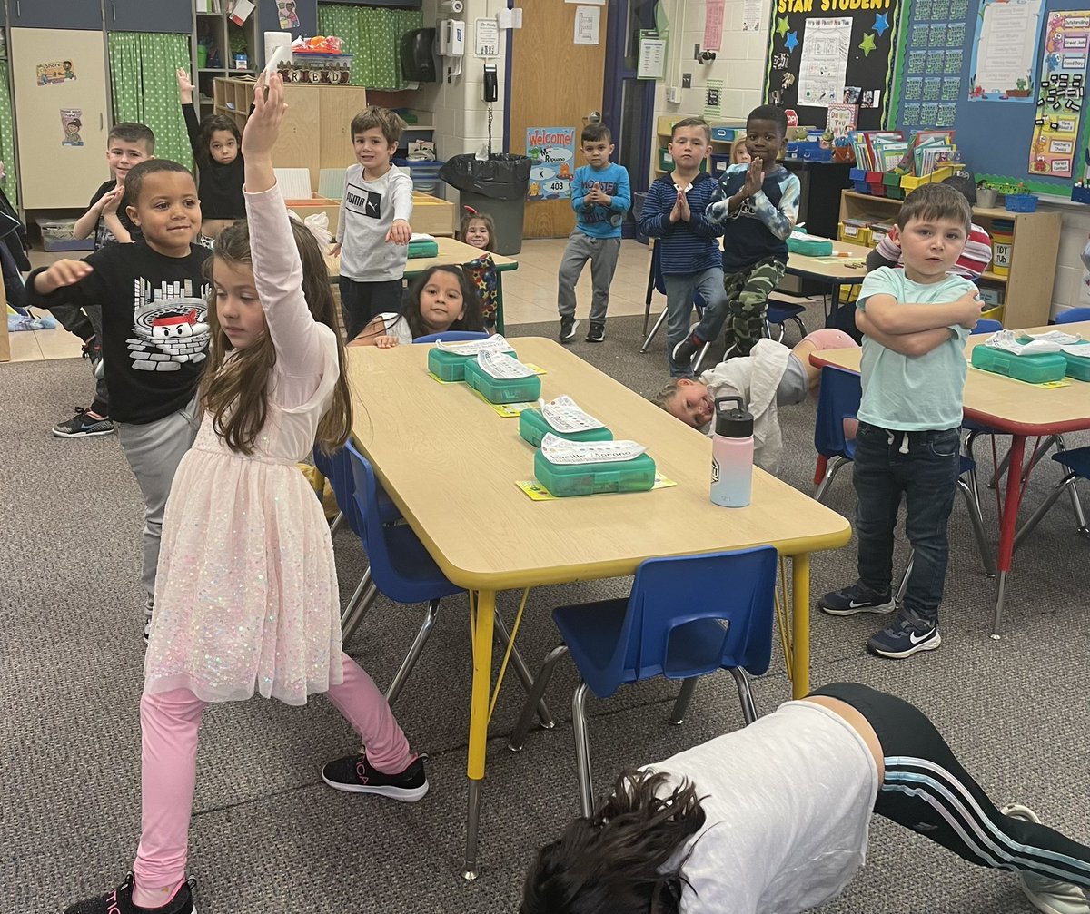 Tina Conti tweet media