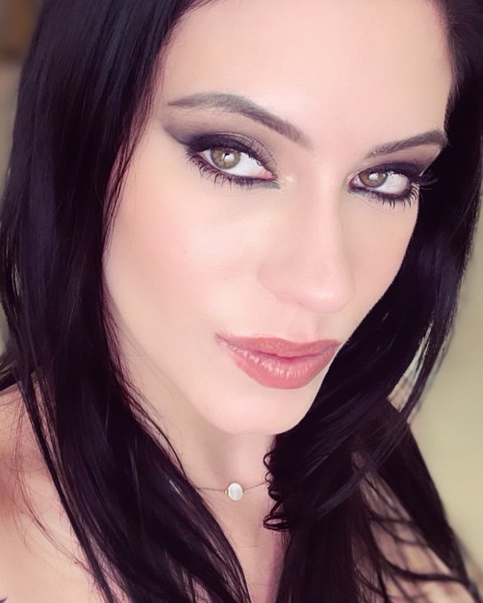 Goodnight everyone. I can’t wait to pass out after my scene today 🥰😴 https://t.co/MJ0w0iIWOj