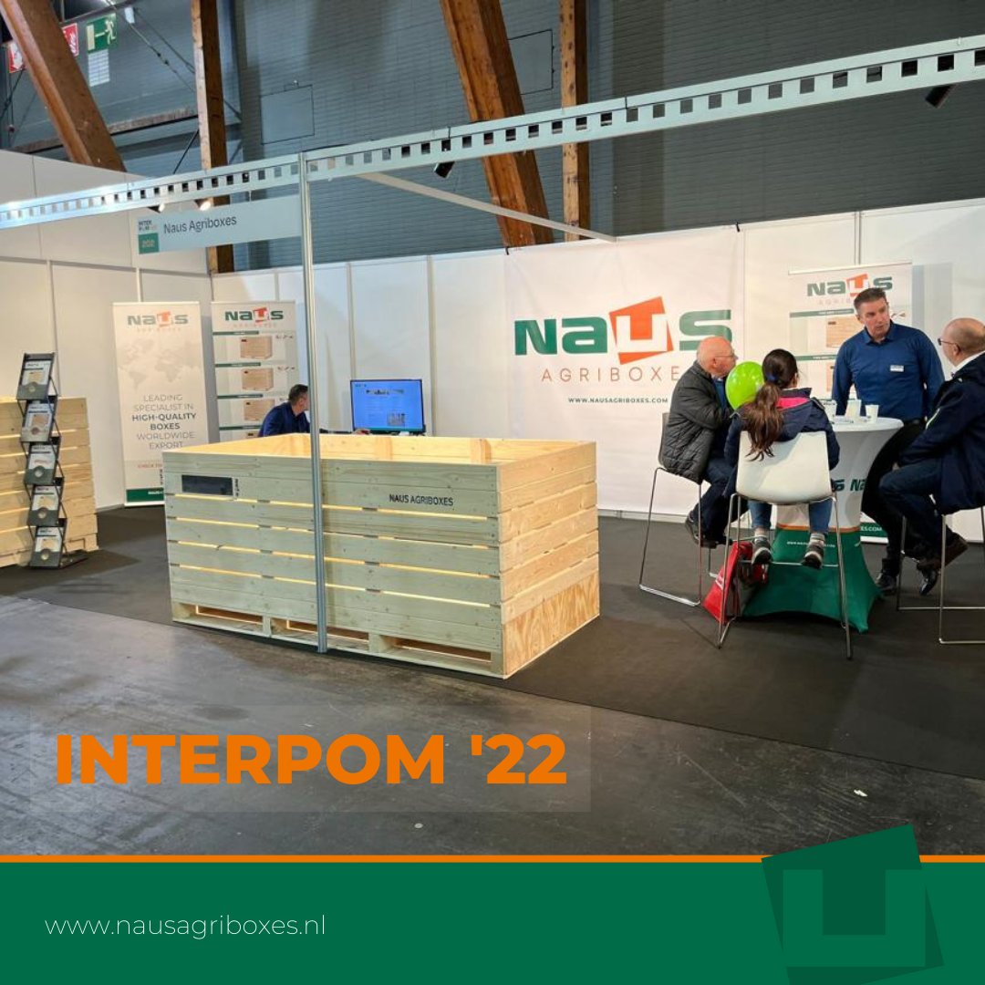 nausagriboxes's tweet photo. Naus Agriboxes is aanwezig op @INTERPOMโ22. We verwelkomen je ook morgen graag op stand 202!
#kuubskisten #agriboxes #aardappelkisten #interpom #kortrijk https://t.co/pDywBgYGKB