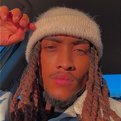 757Cinco's tweet photo. #NewProfilePic https://t.co/2EgJp6iHXH