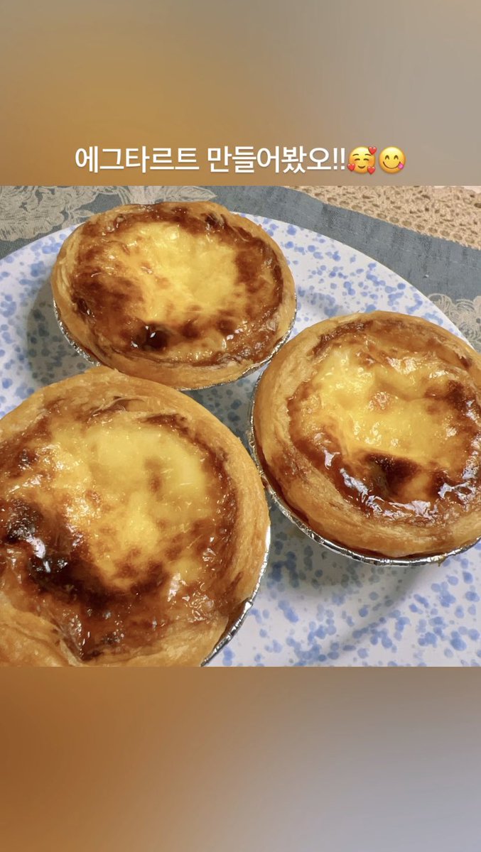 [Weverse]

#Handong ¡Intenté hacer tartas de huevo! 🥰😋

#Dreamcatcher #Weverse