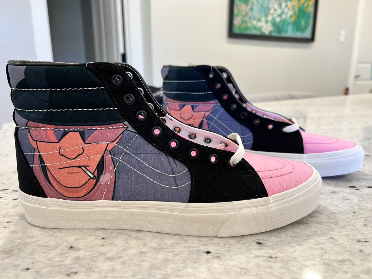 N4N0N8's tweet photo. Just got these customs in! So stoked on how they came out. @DirtyRobotWorks @10KTFshop https://t.co/Ag3OLN832f