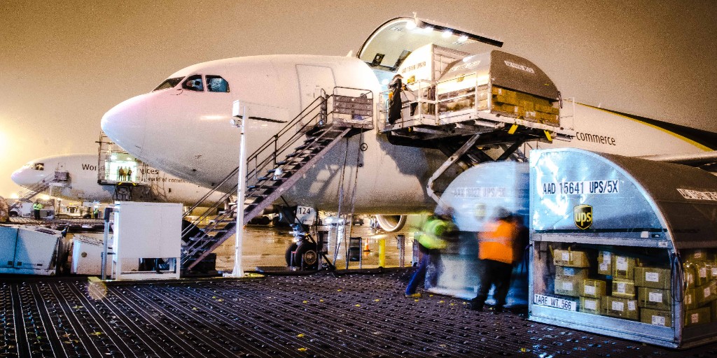 #DYK completing a <a href="/UPSjobs/">UPS Jobs</a> online application – and getting a job offer – can now be done in just 25 minutes? And nearly 80% of <a href="/UPS/">UPS</a> positions don’t even require an interview! #motivationmonday
APPLY: UPSJobs.com