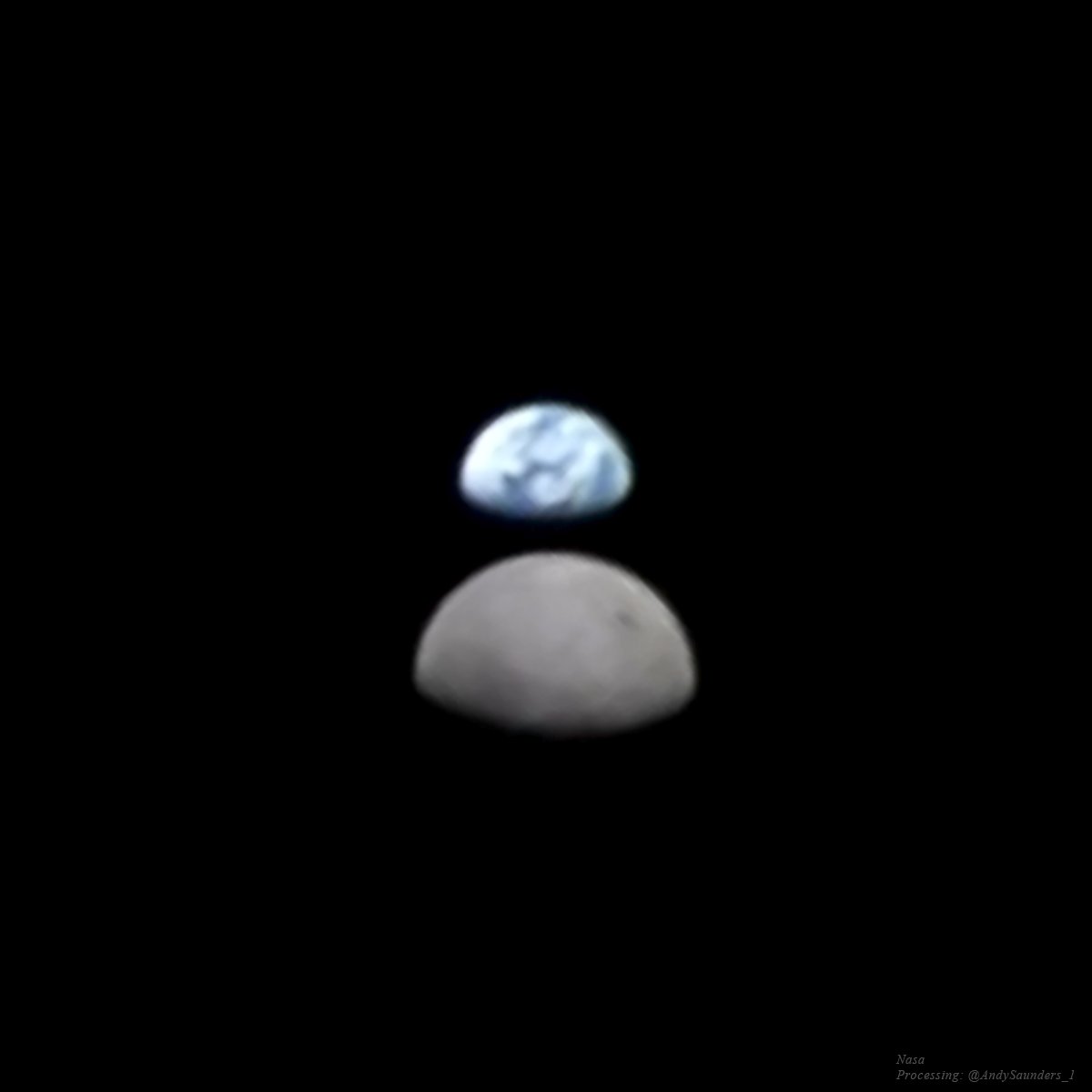AndySaunders_1's tweet photo. A live view of all of us, our planet, and the Moon: https://t.co/CvfcQZEiGl