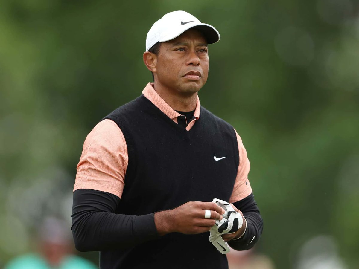DAMMIT—Tiger Woods Withdrew From the Hero World Challenge With Plantar Fasciitis In His Right Foot barstoolsports.com/blog/3446437/d…