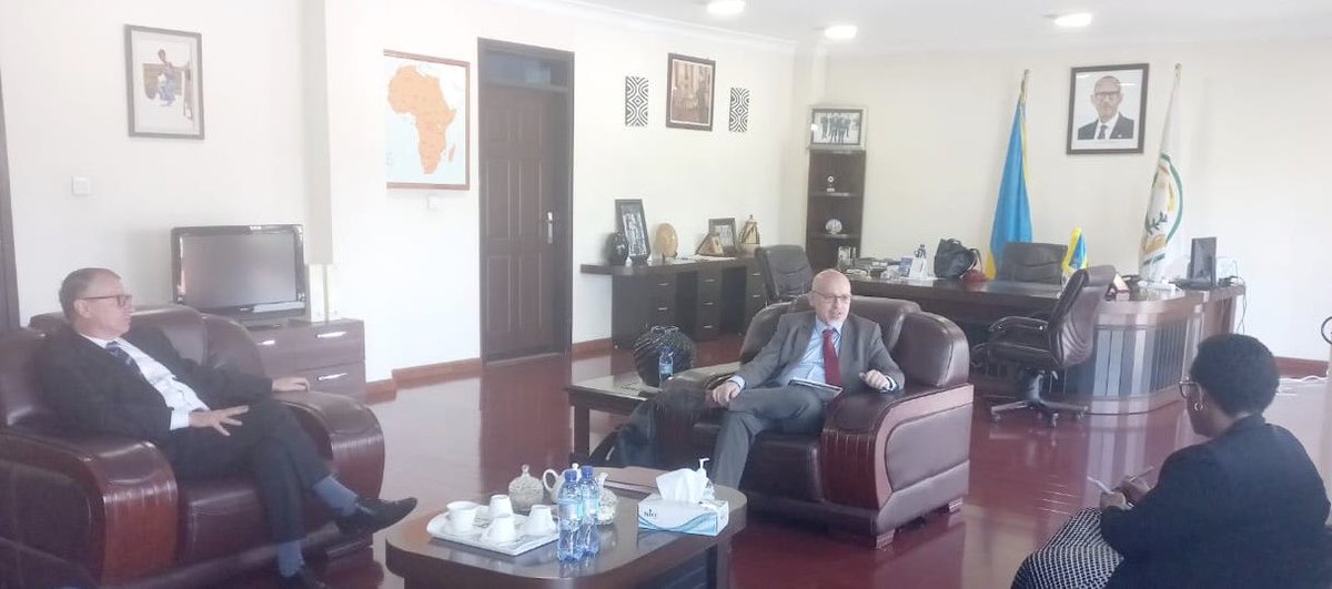 Today H.E Amb. <a href="/HTGasatura/">Hope Tumukunde Gasatura</a> received a courtesy call by H.E Amb. Ronald MICALLEF of #Malta together with Prof. <a href="/jovankurbalija/">Jovan Kurbalija</a> of ⁦<a href="/DiplomacyEdu/">DiploFoundation</a>⁩. They discussed different areas of cooperation especially in diplomacy. <a href="/MFETMalta/">Malta</a> <a href="/RwandaMFA/">Ministry of Foreign Affairs & Int'l Cooperation</a>