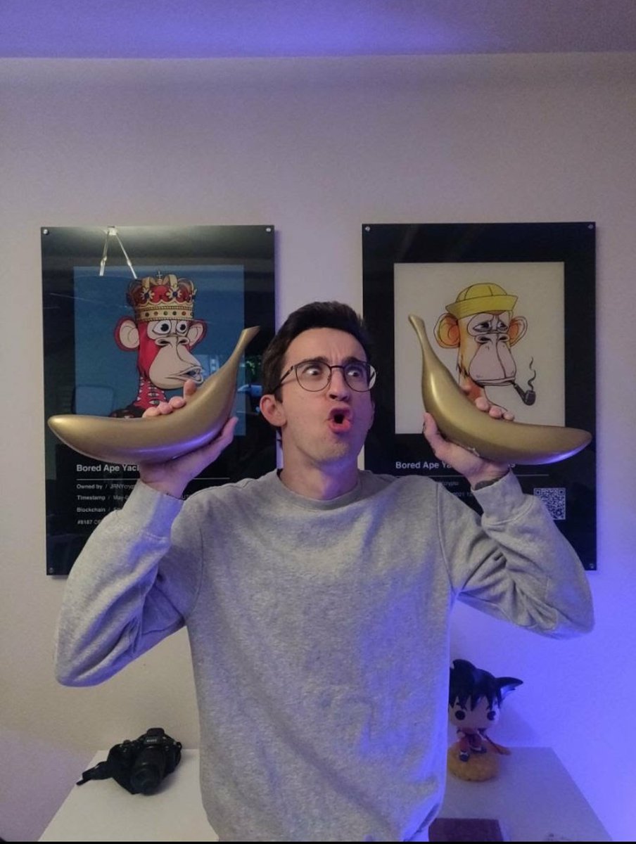 JRNYcrypto's tweet image. GOLD BANANAS @BoredApeYC