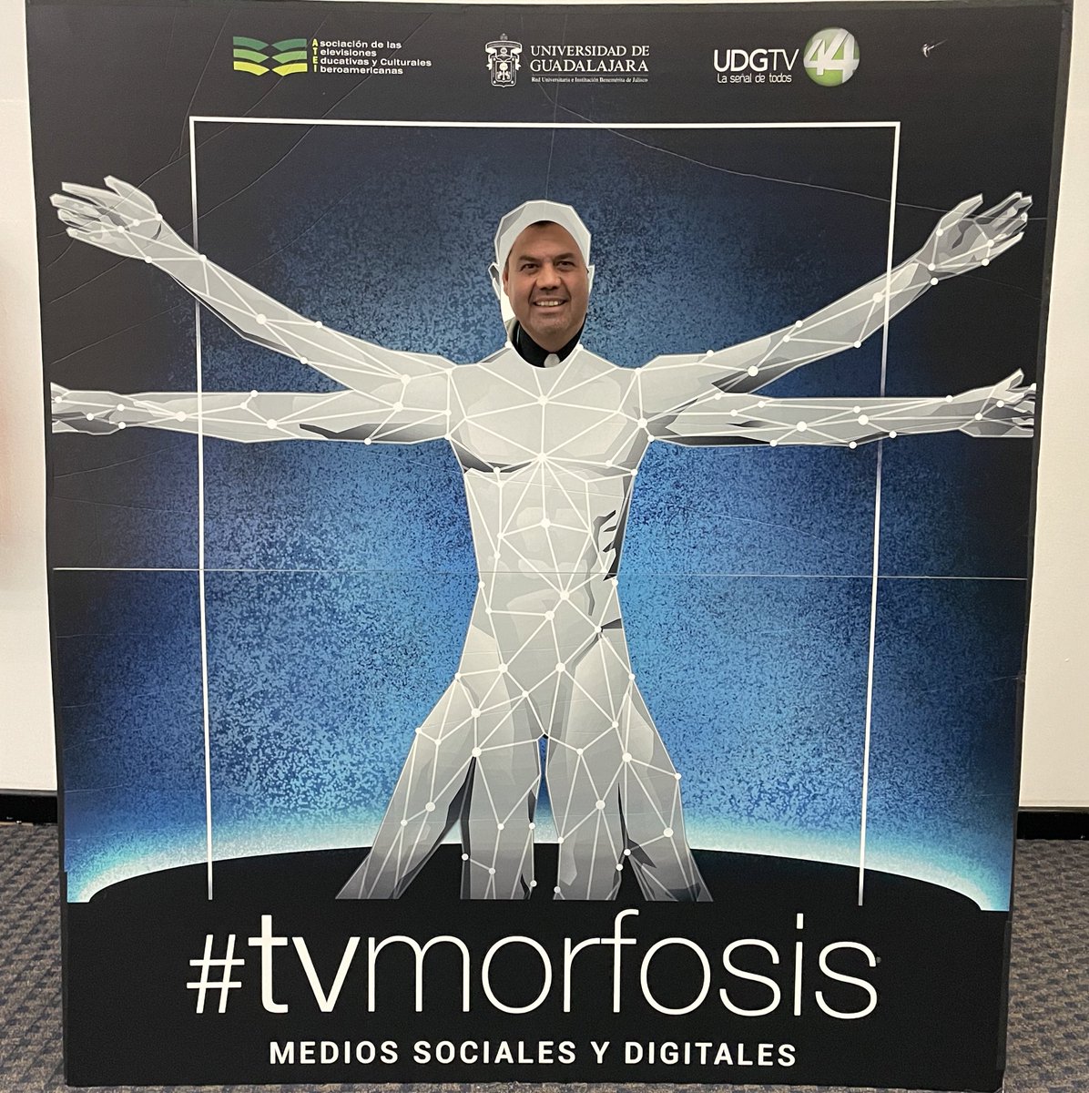 GabrielTorresEs's tweet photo. ¡@TVMORFOSIS inicia mañana!

Ajustando los últimos detalles para realizar una temporada más de nuestra serie de televisión internacional. 📺 📲 https://t.co/K2T0nGydhj