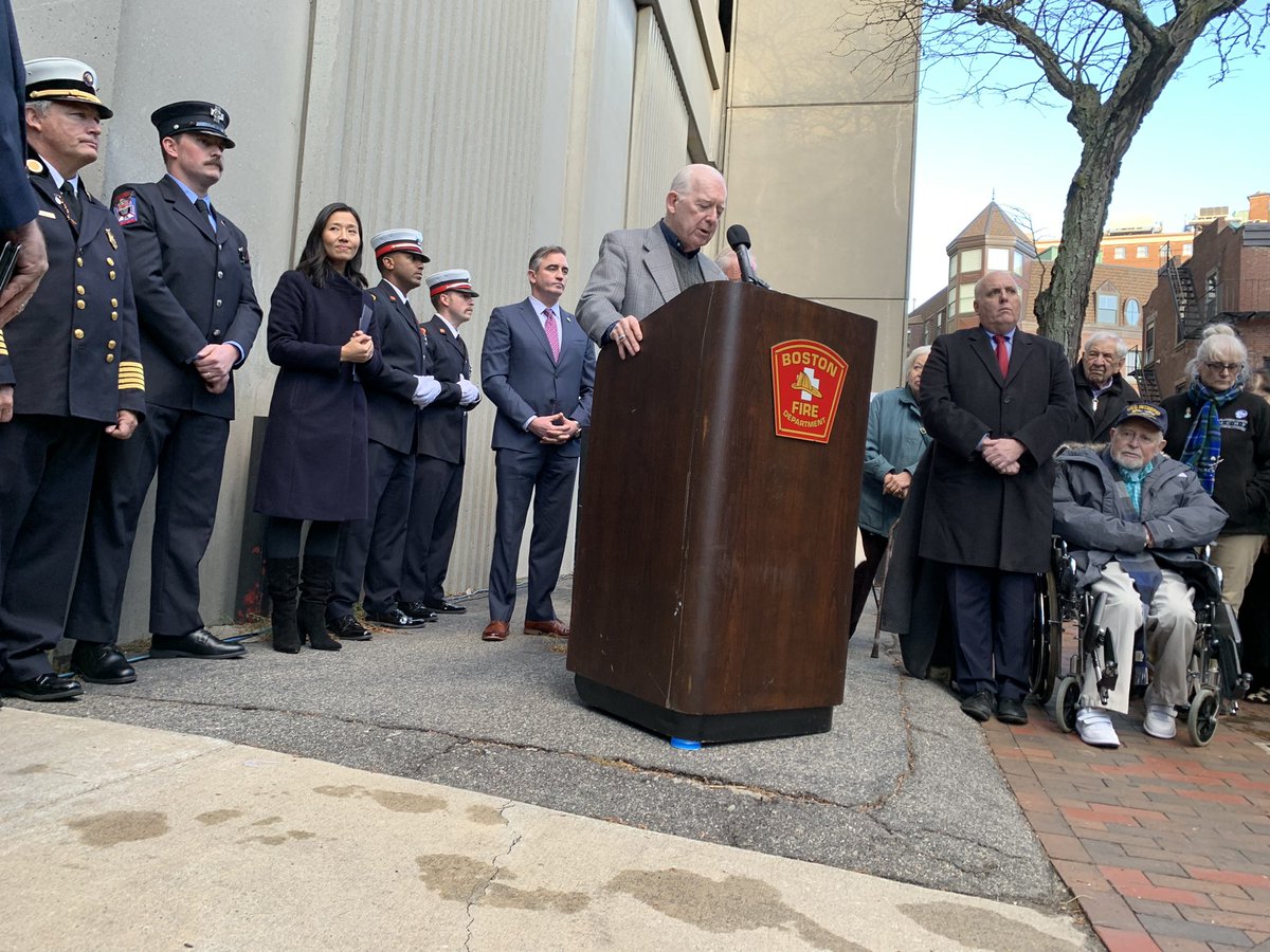 MassDFS's tweet photo. At todayβs 80th anniversary of the #CocoanutGrove fire in @CityOfBoston, w/ @BostonFire, @IAFFofficial, survivors, relatives, and more. https://t.co/pLu9G9JFod