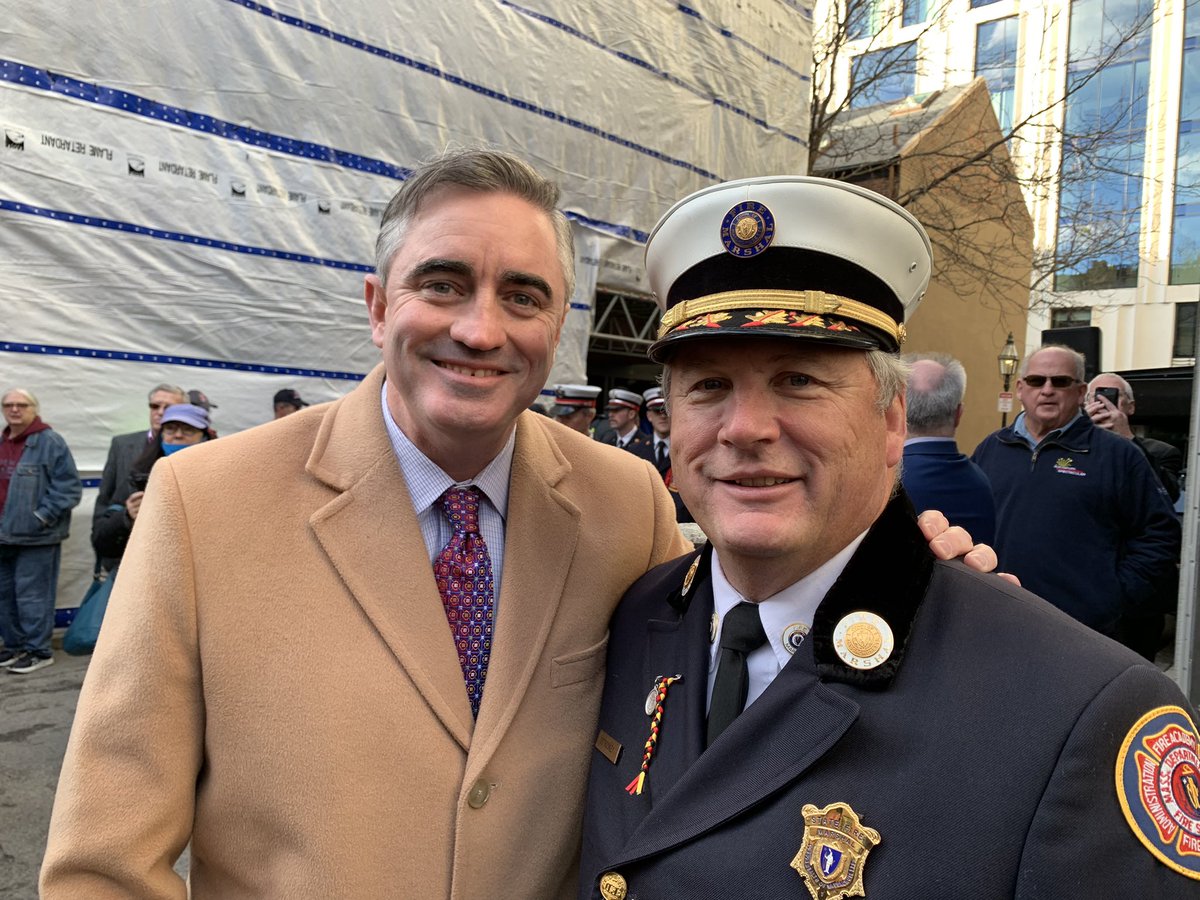 MassDFS's tweet photo. At todayβs 80th anniversary of the #CocoanutGrove fire in @CityOfBoston, w/ @BostonFire, @IAFFofficial, survivors, relatives, and more. https://t.co/pLu9G9JFod