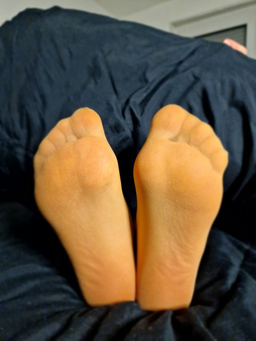 Wer will den Weihnachtsmann 🎅 spielen schaut vorbei und zahlt mal artik und ich belohne euch 🥒✊️💦 besucht<a href="/tag/neuesprofilfoto"class="tags"><span>#neuesprofilfoto</span></a>