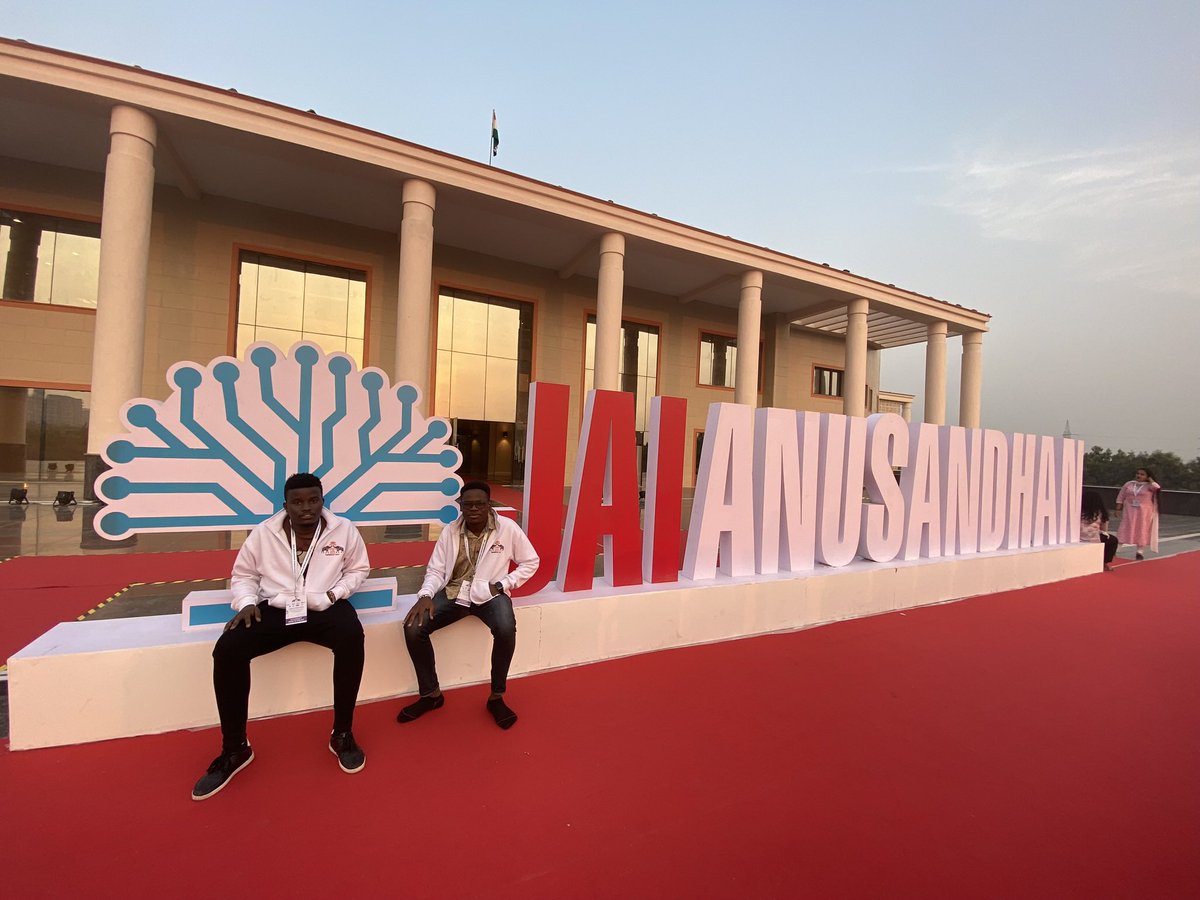 LarryNgugi's tweet photo. #UIAH was awesome! https://t.co/5t1TyXpM3y