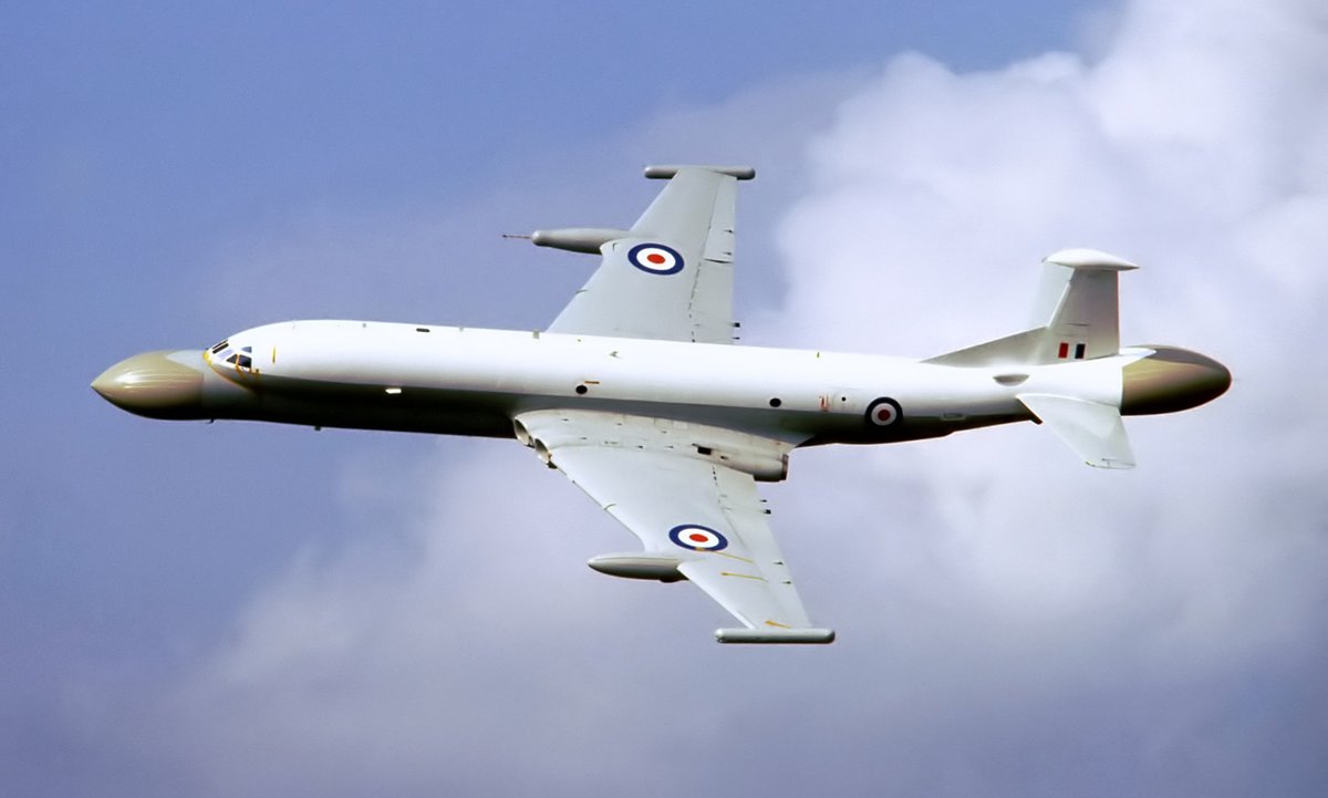Shaun Connor (@av698) on Twitter photo British Aerospace Nimrod AEW3 XZ286 (DB1) at the Farnborough Air Show in September 1980. <a href="/RoyalAirForce/">Royal Air Force</a> <a href="/BAESystemsAir/">BAE Systems Air</a> @coldwaraircraft <a href="/AvHistorian/">TheAviationHistorian π¬π§ πΊπ¦</a> #aviationphotography #Nimrod #HS801 #Farnborough #WoodfordFlightTest British Aerospace Nimrod AEW3 XZ286 (DB1) at the Farnborough Air Show in September 1980. <a href="/RoyalAirForce/">Royal Air Force</a> <a href="/BAESystemsAir/">BAE Systems Air</a> @coldwaraircraft <a href="/AvHistorian/">TheAviationHistorian π¬π§ πΊπ¦</a> #aviationphotography #Nimrod #HS801 #Farnborough #WoodfordFlightTest