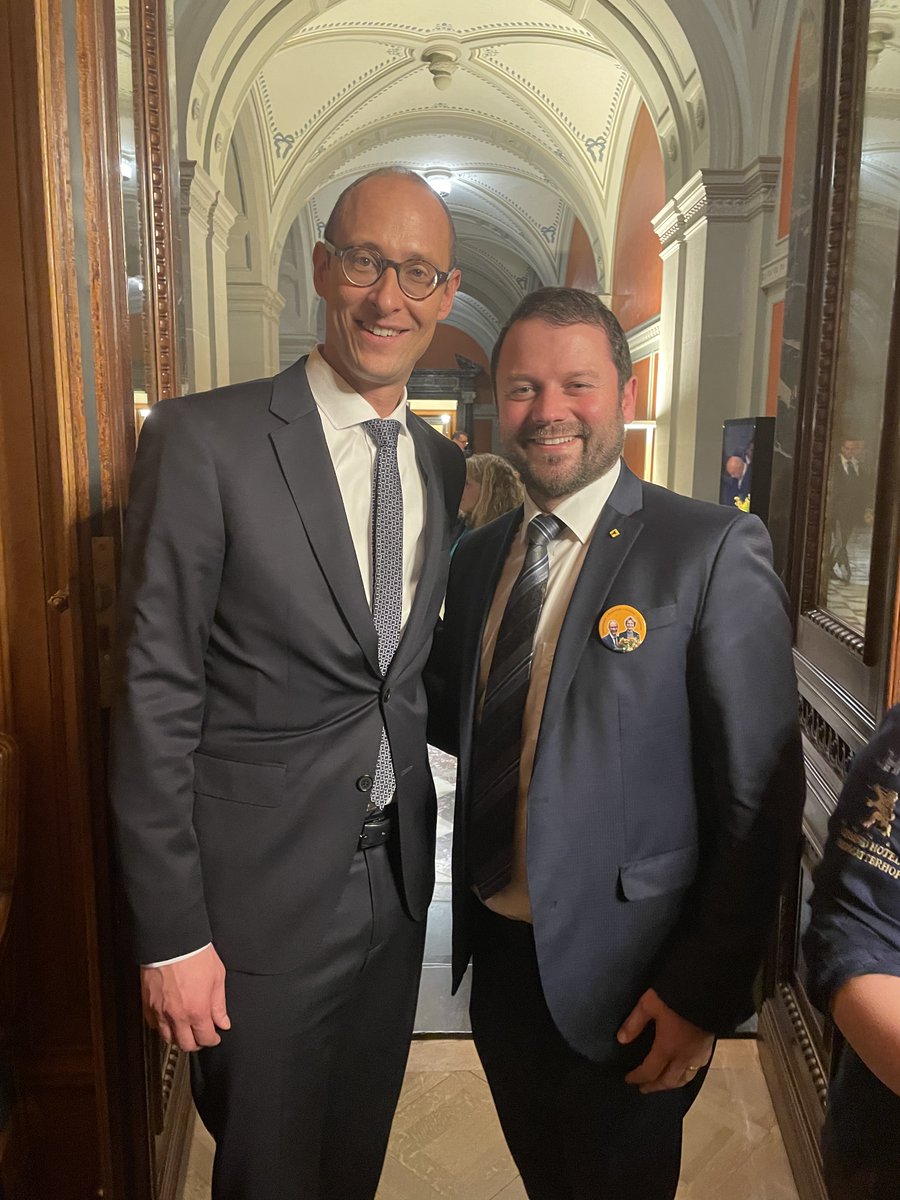 Simon Stadler tweet media