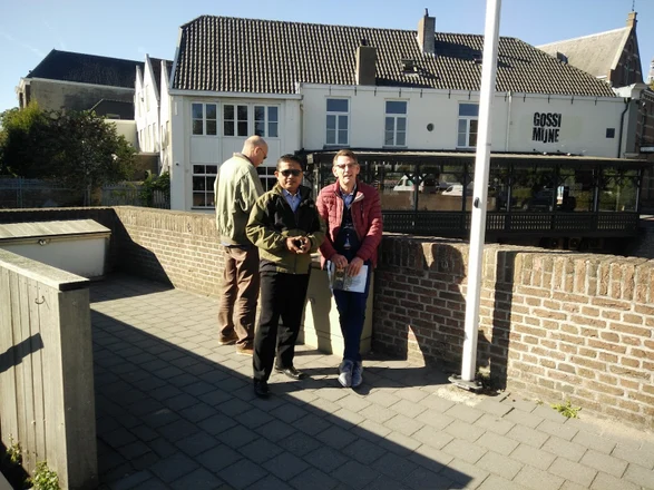 gemeentedbosch's tweet photo. Steeds minder animo voor rondvaarten op de binnendieze in Den Bosch. "We hebben thuis ook water" https://t.co/XKaLWY2vAn