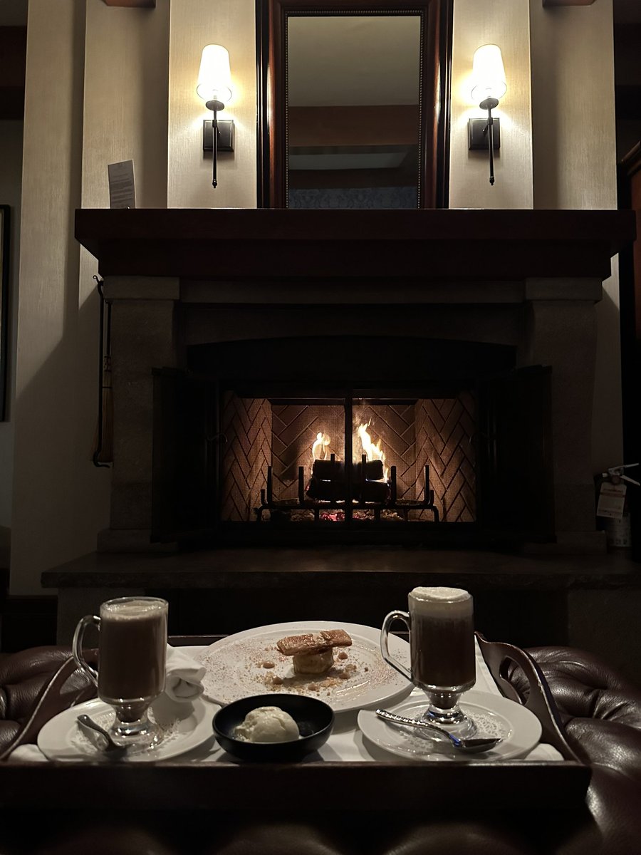 alice_messier1's tweet photo. I hope everyone had a cozy weekend! #edpt200 https://t.co/pvlvUbuqyA