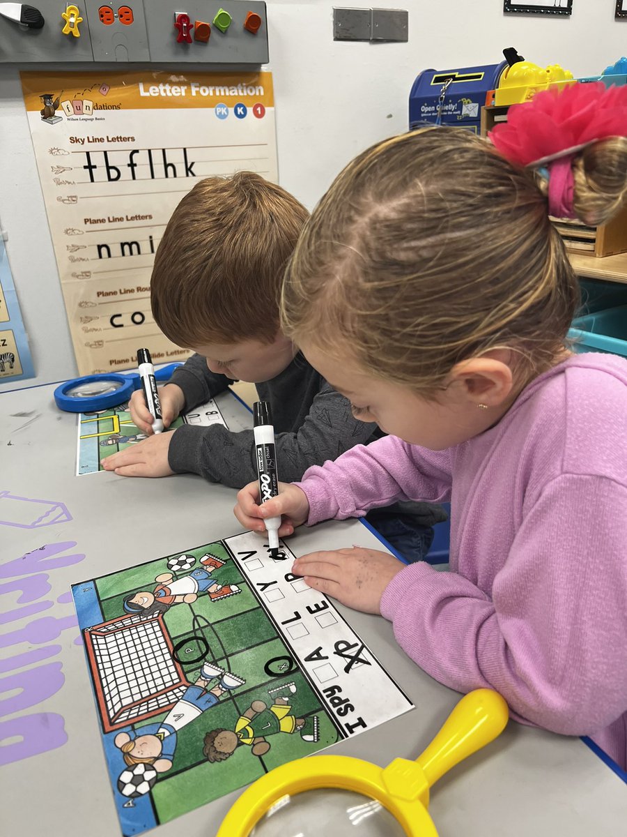 slevin_prek's tweet photo. Letter ispy! #ballstudy #fhleads https://t.co/anMo6sNbKd