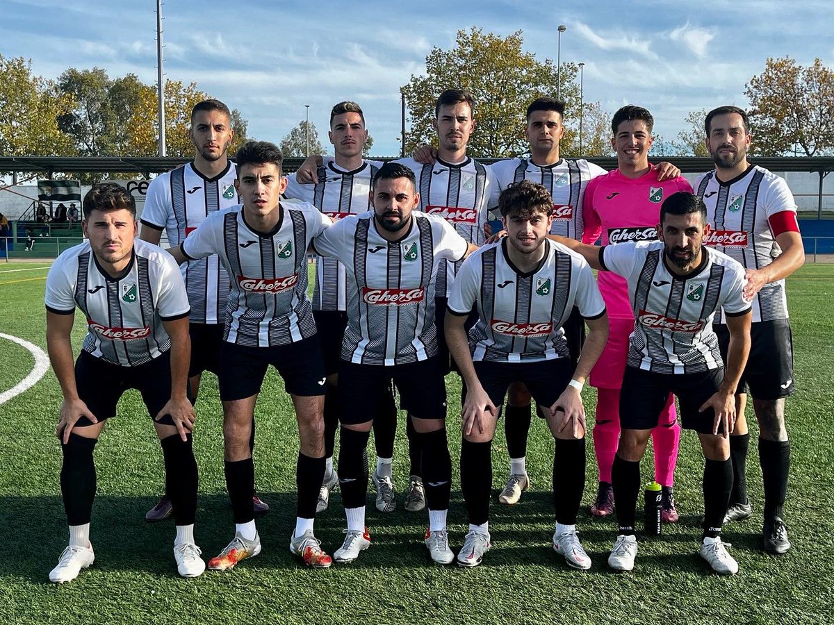 moralejacp's tweet photo. Primer Equipo:
.
CPCacereño “B”
       1-2 
CPMoralejaCahersa 
⚽️⚽️-Sergio Flores 
.
Otra nueva jornada para nuestros equipos y seguimos sumando!!
👍🏻⚽️👍🏻
.
VamooosssCp!!🏳️🏴                             
.
#SiempreCp🤍🖤
#AupaMoraleja💚🖤 https://t.co/74CNJ2xck5