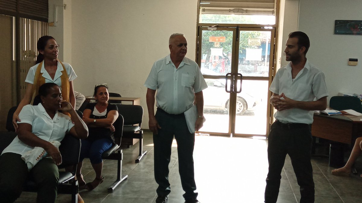 BpaPinar's tweet photo. Concluye la auditoría realizada a la #Sucursal1532 la cual concluye con la calificación de #Cumple, la máxima calificación otorgada.
 Una vez más se ratifica que "del trabajo unido y de la armonía laboral se obtienen los mejores resultados."
🏆 #VanguardiaNacional
🏆 #Cumple https://t.co/CbrEmzrj5m