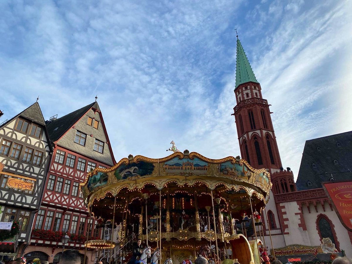 Lisa_HansenSD's tweet photo. Exploring Frankfurt 🇩🇪 https://t.co/aB4krtaRJz