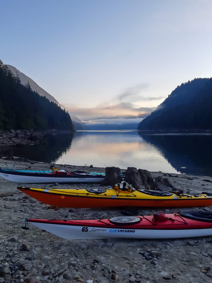 ClubLocarno's tweet photo. Gorgeous photo from member Rhian Evans from her trip to Golden Ears Provincial Park in October. And yes, some of our members are still out on the water. #kudos
To learn more about our club:
https://t.co/0DpMR7LqHW
*
*
#ClubLocarno #kayaking #paddling https://t.co/pCG35e3MjF