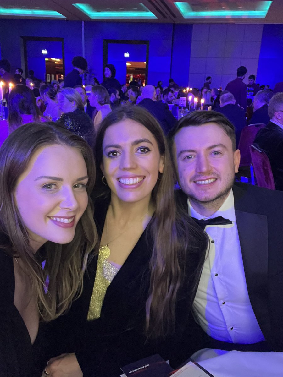 Liz Andrews tweet media