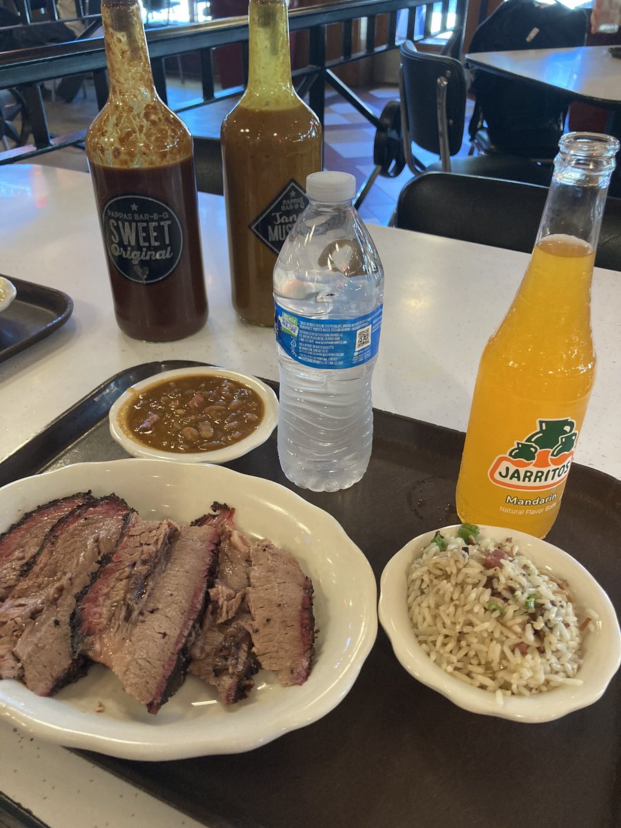 schwad_rb's tweet image. Brisket with friends #RubyConf2022