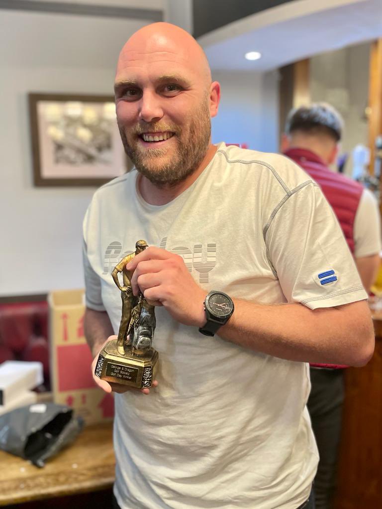 georgedragonGs's tweet photo. After a top year the big winner was @Lenny_Leopard. He was the 2022 champion, while also claiming the Golf Day title & had the most long drive wins over the season! The best news was his speech didn’t last too long,so really everyone was a winner! #welldonefoggy #presentation2022 https://t.co/nN3vkfmjTC