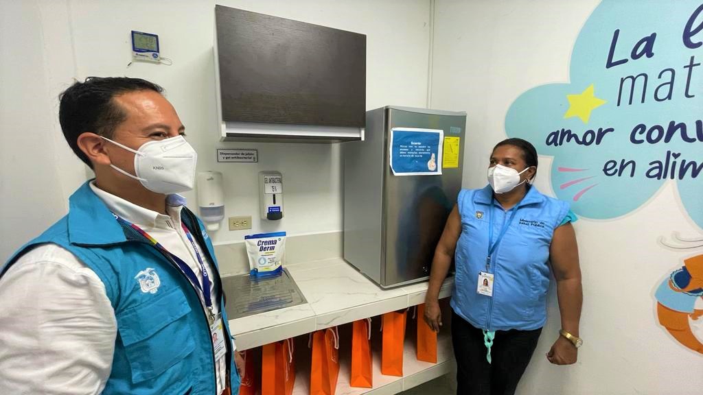 DPS_LosRios's tweet photo. #Yaguachi | @Salud_Ec certifica el lactario institucional de la empresa @exportquilsa_ec como Sala de Apoyo de Lactancia Materna. Este espacio, con beneficio para 161 trabajadoras en edad fértil, garantizará el desarrollo físico, metabólico, cognitivo e inmunológico del infante. https://t.co/dZjKIgNtgZ