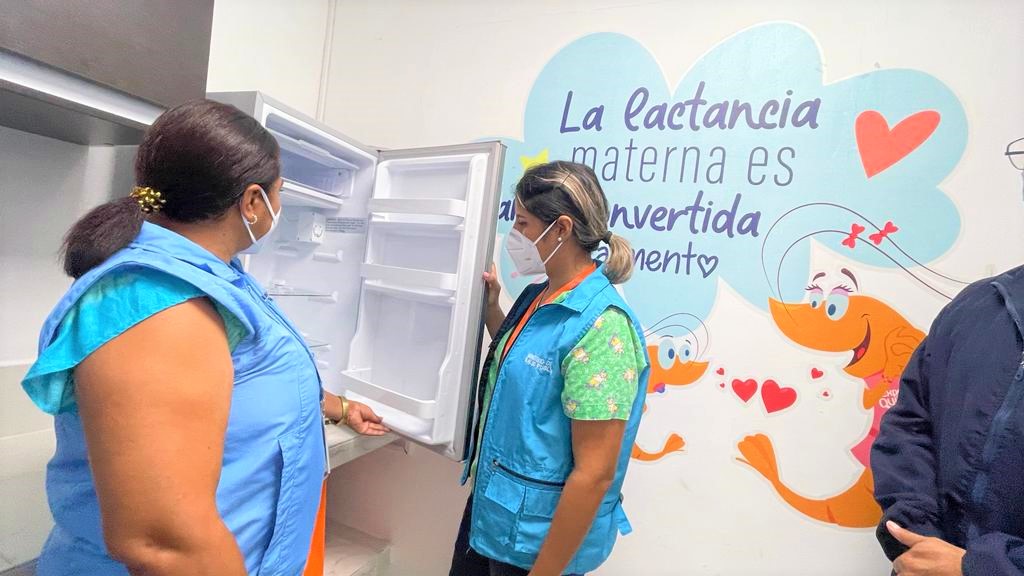 DPS_LosRios's tweet photo. #Yaguachi | @Salud_Ec certifica el lactario institucional de la empresa @exportquilsa_ec como Sala de Apoyo de Lactancia Materna. Este espacio, con beneficio para 161 trabajadoras en edad fértil, garantizará el desarrollo físico, metabólico, cognitivo e inmunológico del infante. https://t.co/dZjKIgNtgZ