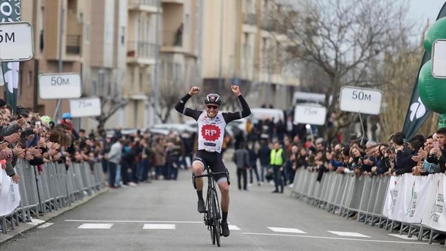 🗣️ <a href="/AlbertoGallego_/">Alberto Gallego Ruiz</a> se despide del ciclismo profesional 

En Deportes Cope hemos hablado con él sobre los motivos que le han llevado a tomar esta decisión y repasamos con él su trayectoria 

🔗 Escucha la entrevista en este enlace fb.watch/h4ShFolKT6/