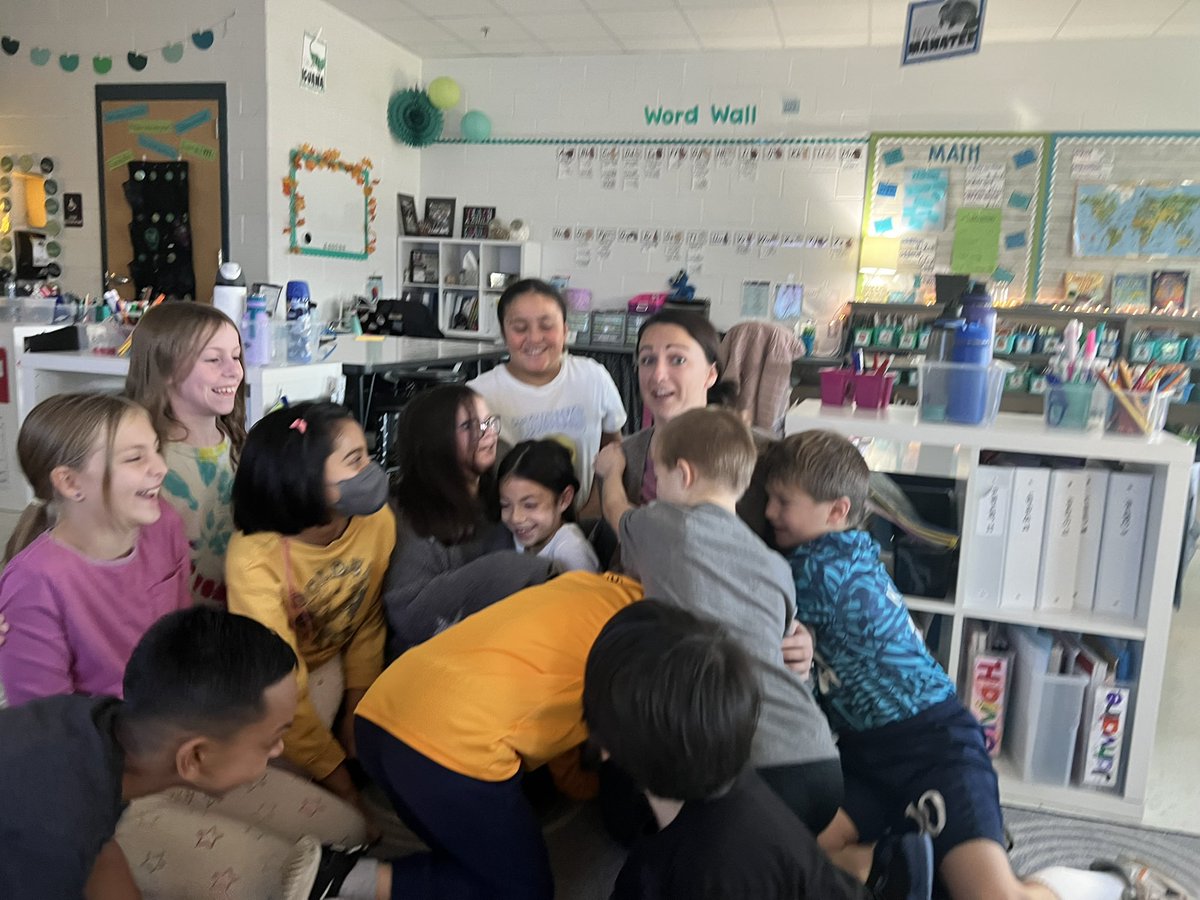 MsWarnerTeaches's tweet photo. Morning meeting after a break always hits different. We love having the time to catch up and just talk! We missed these kids! It’s the impromptu moments we will always cherish! @midgleyDIS https://t.co/l33pdVI9Nr