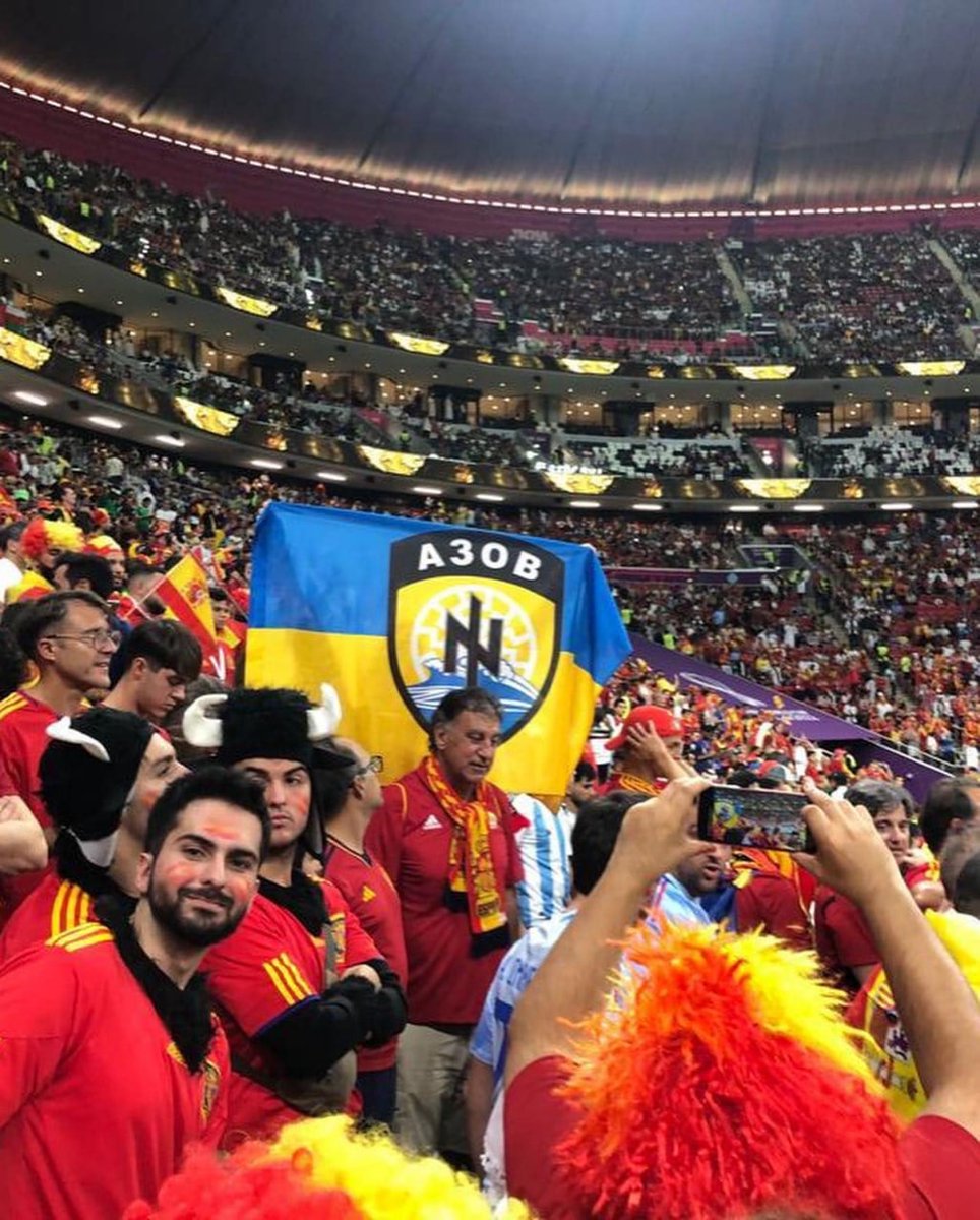 RadicaliSSation's tweet photo. @FIFAWorldCup 🇺🇦Верни флаг https://t.co/3mGsnVzOqy