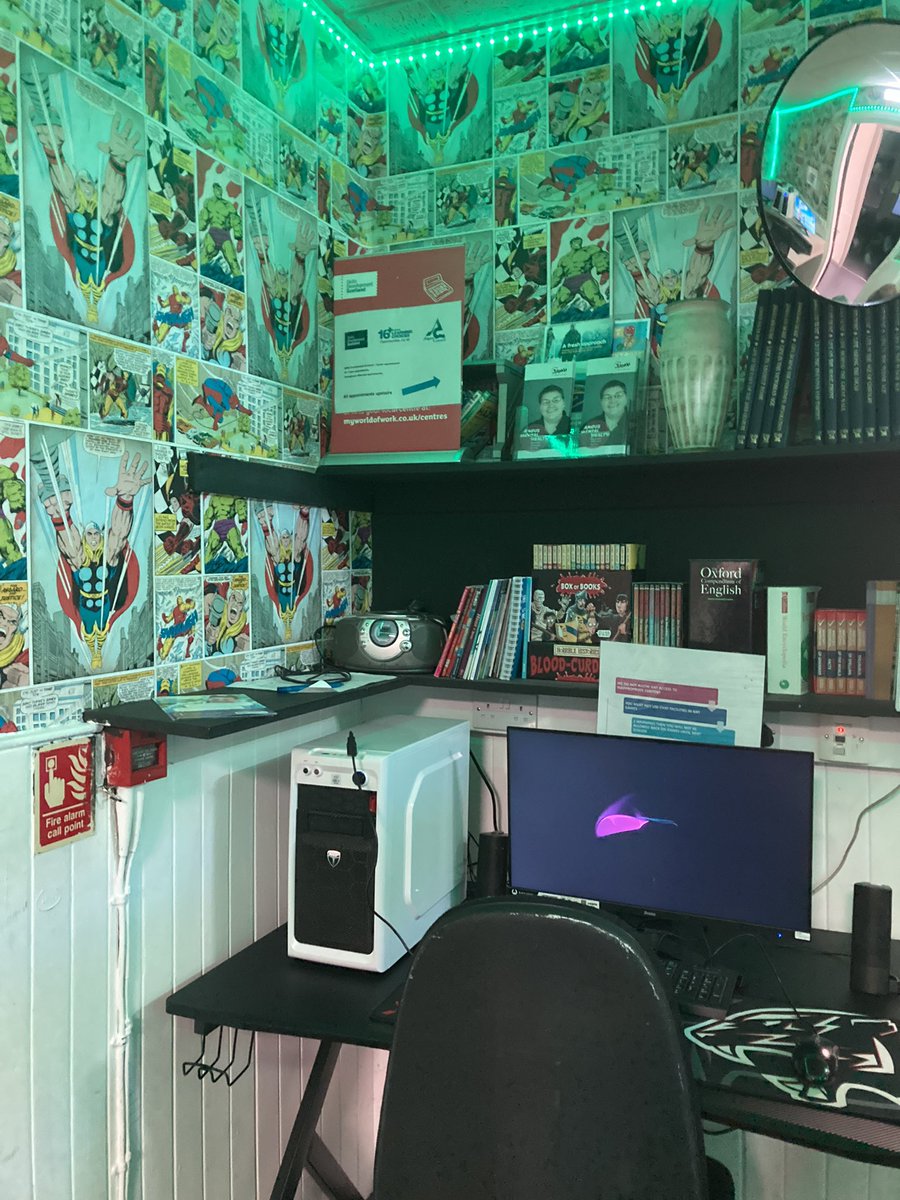 ClareTBrown's tweet photo. Loved visiting #MoHub Youth Centre @Montrose run by YMCA #YouthWorkMatter #YouthWorkChangesLives https://t.co/xxNXv6Wi4X