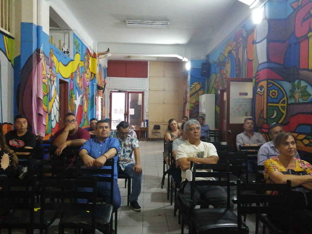 CepchC's tweet photo. En estos momentos se está realizando la última capacitación de la Confederación CEPCH del año 2022.
Tema: Finiquito del trabajador.
Relator: Manuel Guerra
Unidad para triunfar. https://t.co/MY0FHgV7DD