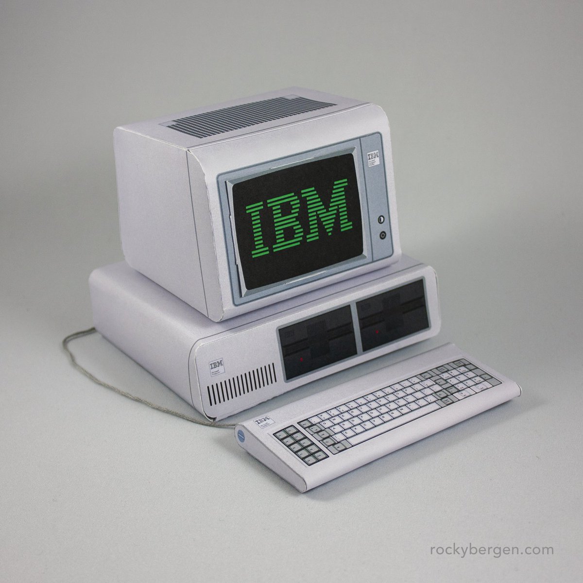 presentcorrect's tweet photo. To end Cyber Monday, download, cut out &amp; make over 20 legendary computers. https://t.co/fHmIxmKqW2 https://t.co/X3WLatZeuQ