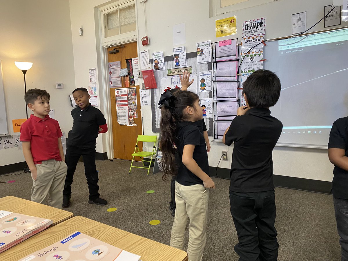 brayelementary's tweet photo. 1st Grade Is Actively Engaged In Learning About Astronauts And Engaging in Ping-Pong Questioning With Their Partners About Astronauts And Outer Space!! 😃🤘🏽📚#GreatThingsHappenHere #Believe #OneVoiceOneSound https://t.co/Iv3SM6Zpta