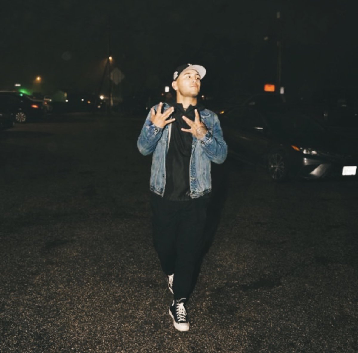 Minding my own 😎 
📸: BadBoyVisualz on IG