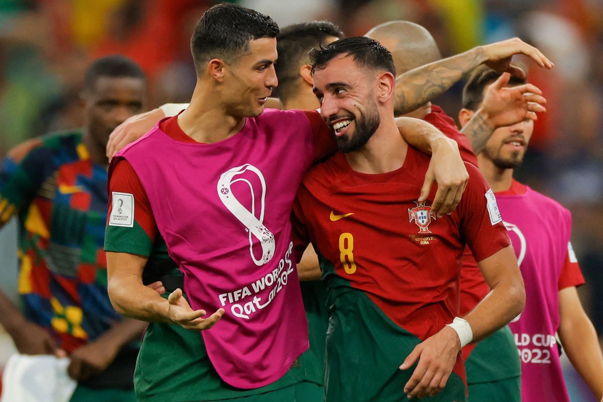 NoodleHairCR7's tweet photo. 🎙️ Bruno Fernandes: 

"Whether I score or Cristiano scores its the same. The important thing is we achieved our objective." https://t.co/KWtZ8qK8fj