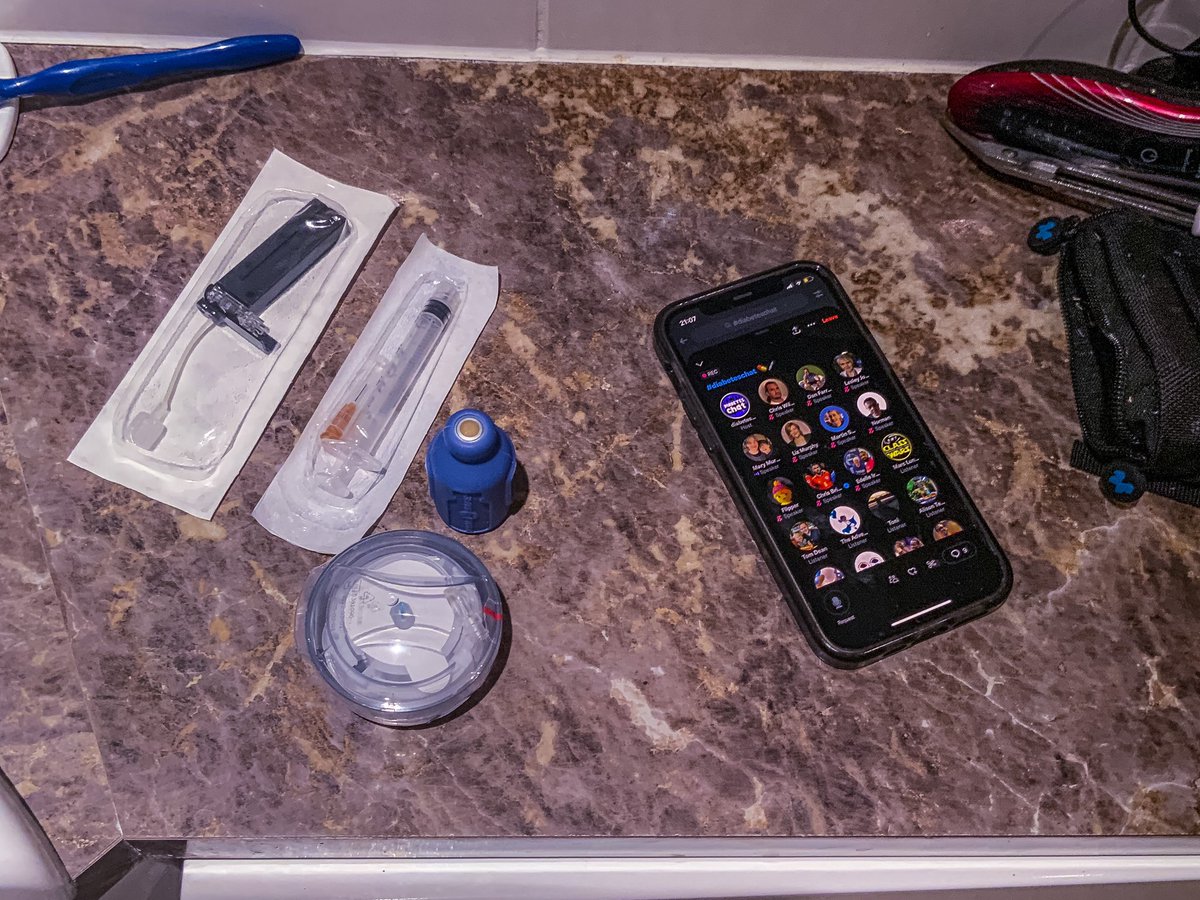 MarcLungley's tweet photo. Doing a cannula and reservoir change while listening to #diabeteschat is this a first? #TSlimX2 #InsulinPump #T1D #AutoSoft90 https://t.co/hsxfMPBGhW